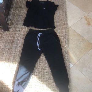 Figs scrubs black shirt and joggers size small